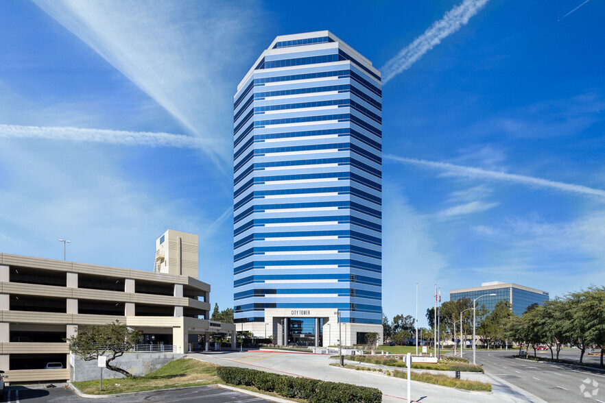 333 City Blvd W, Orange, CA for rent - Building Photo - Image 1 of 10