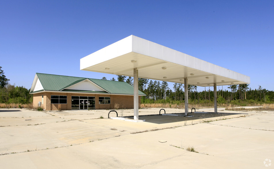 2050 Ga-57 Hwy, Ludowici, GA for sale - Primary Photo - Image 1 of 1