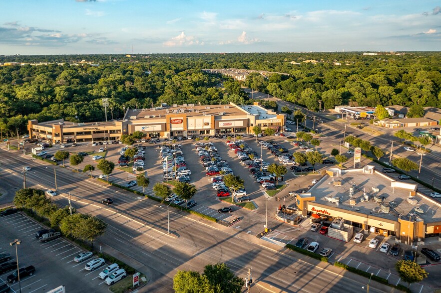 6740-6780 Abrams Rd, Dallas, TX for rent - Building Photo - Image 1 of 21