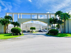 10411-10451 NW 28th, Doral, FL for rent Building Photo- Image 1 of 22