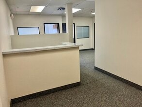 2755-2795 E Desert Inn Rd, Las Vegas, NV to rent Building Photo- Image 1 of 7