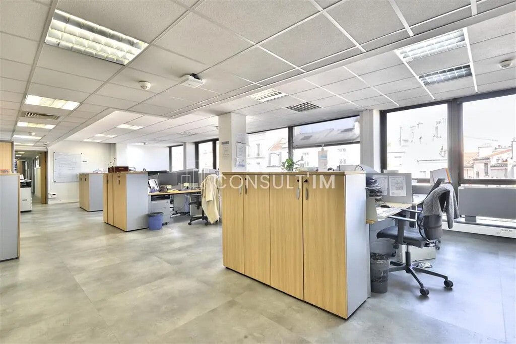 Vente Bureaux 362 m² - Photo 1