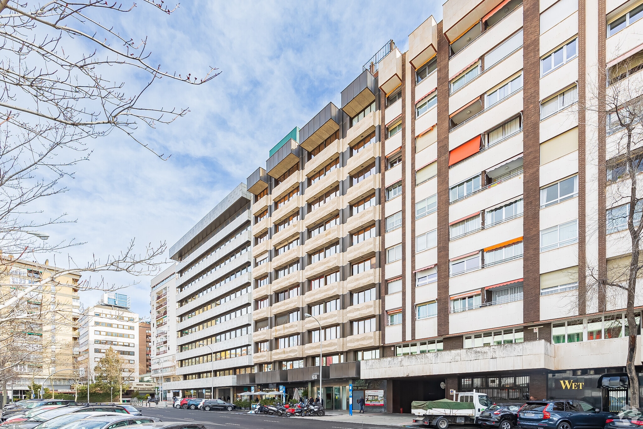 Calle de Orense, 68, Madrid, Madrid to rent Building Photo- Image 1 of 4