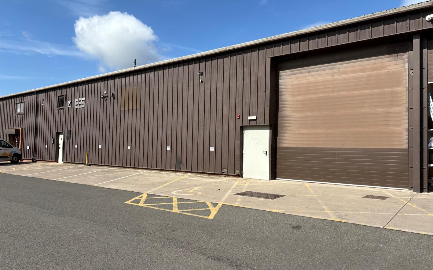 8 Private Rd, Nottingham to rent Building Photo- Image 1 of 6