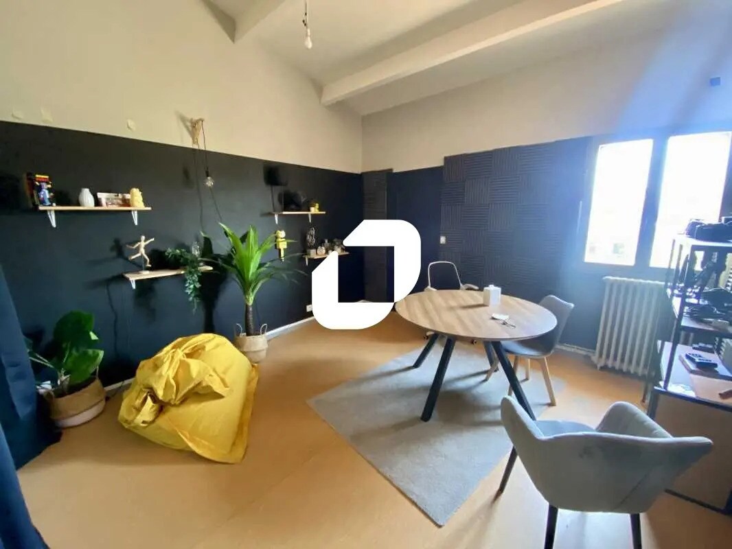 Office in Bordeaux to rent Interior Photo- Image 1 of 5