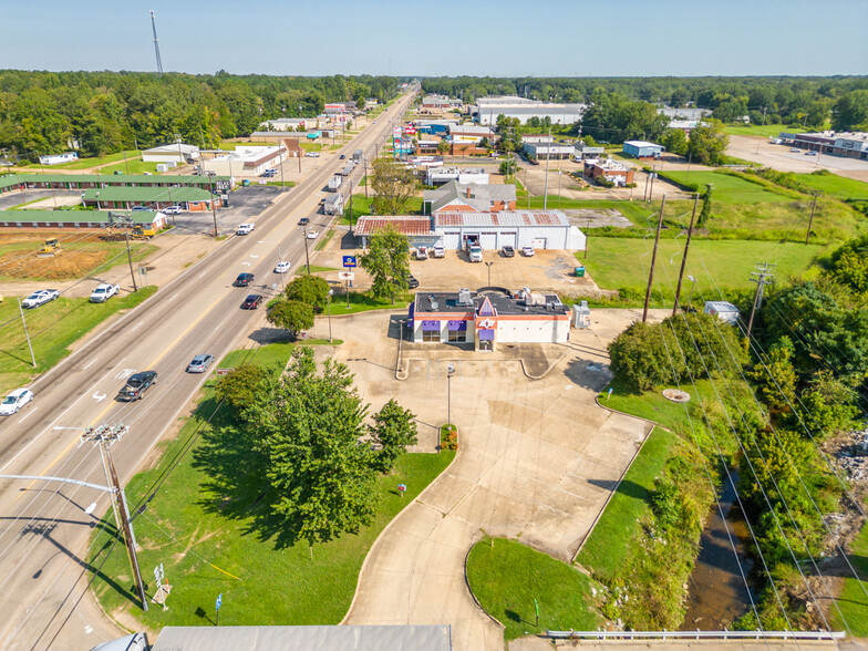 6984 Highway 45 Alt N, West Point, MS for sale - Primary Photo - Image 1 of 1