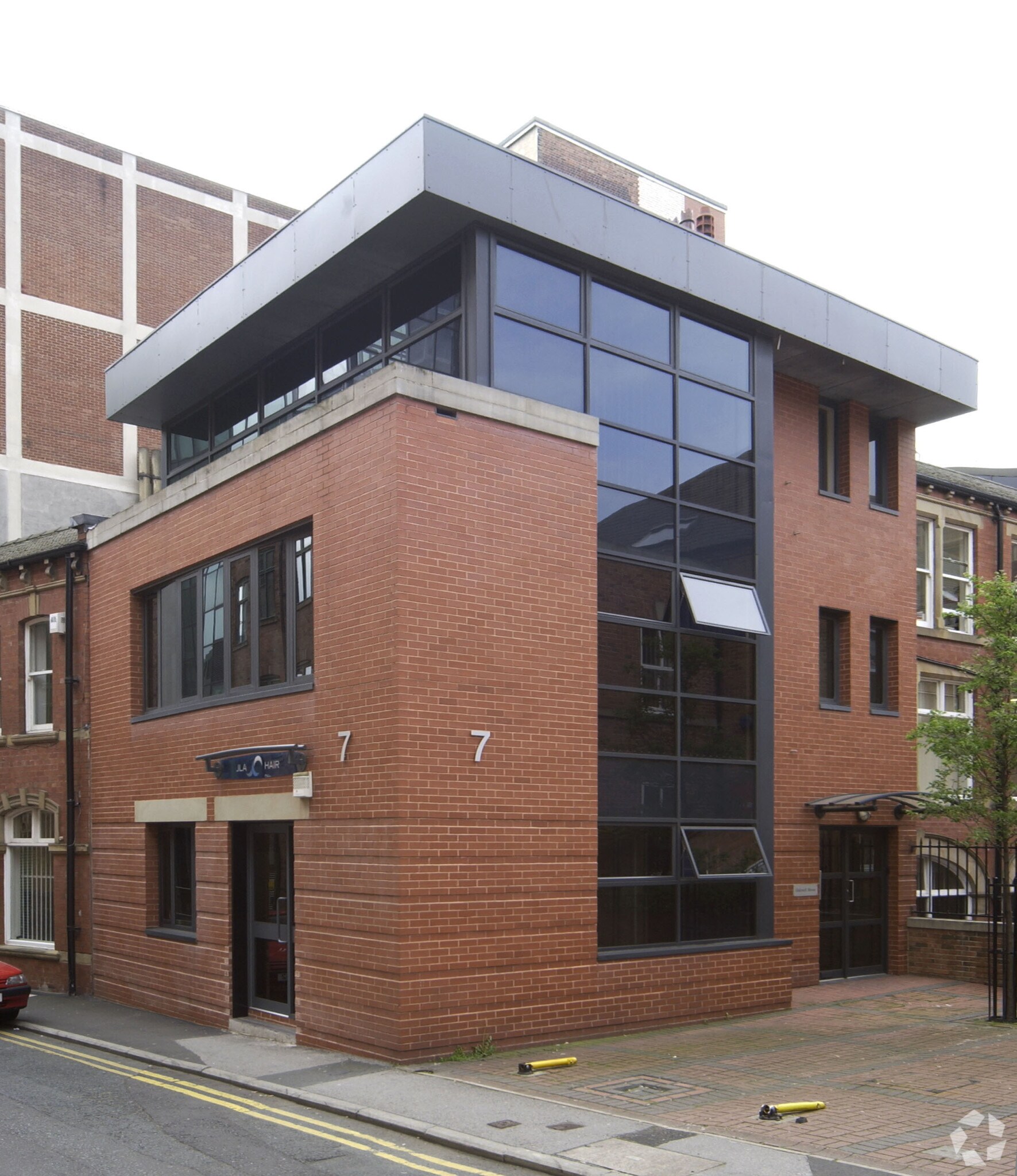 7 Butts Ct, Leeds for sale Primary Photo- Image 1 of 1