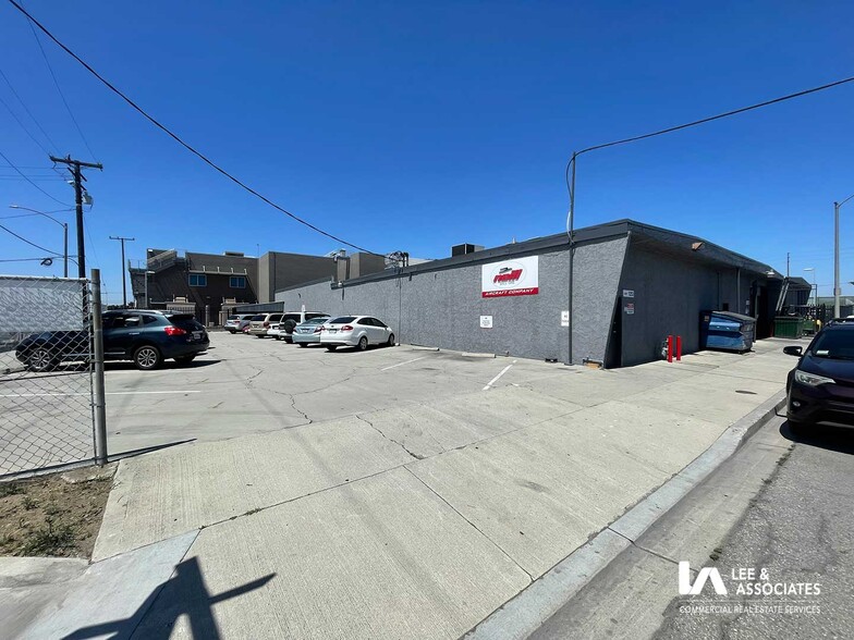 1247-1253 W Gaylord St, Long Beach, CA for sale - Building Photo - Image 3 of 6