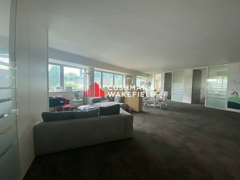 33-43 Avenue Georges Pompidou, Balma to rent - Interior Photo - Image 3 of 14