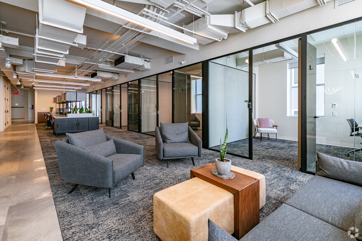 331 Park Ave S, New York, NY to rent Building Photo- Image 1 of 6