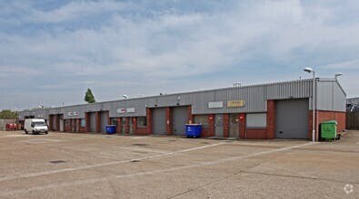More details for 87C Whitby Rd, Slough - Industrial to Rent