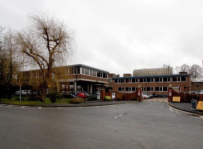 More details for 4 Curtis Rd, Dorking - Co-working to Rent