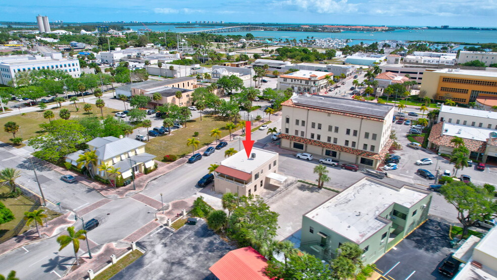 129 N 5th St, Fort Pierce, FL for rent - Aerial - Image 1 of 48