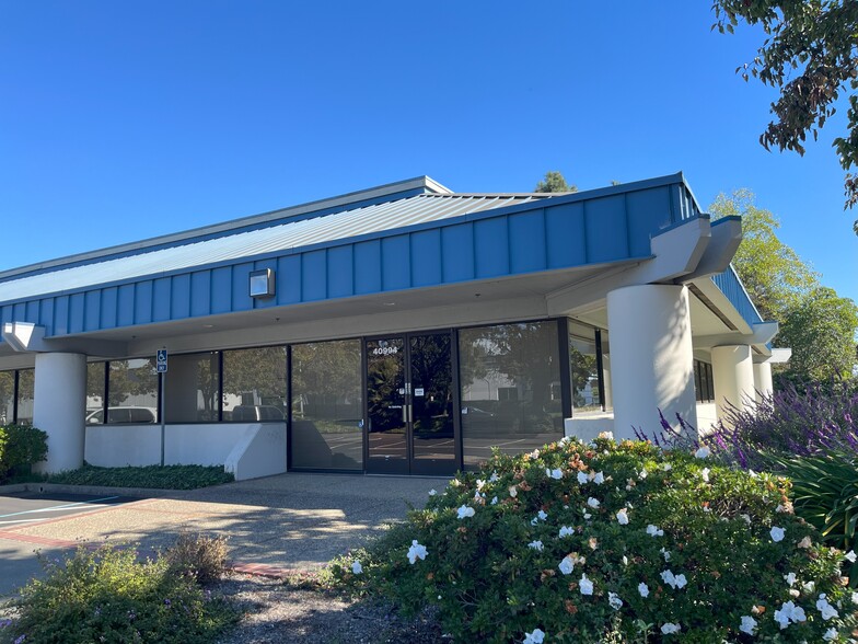40990-40994 Encyclopedia Cir, Fremont, CA for rent - Building Photo - Image 3 of 4
