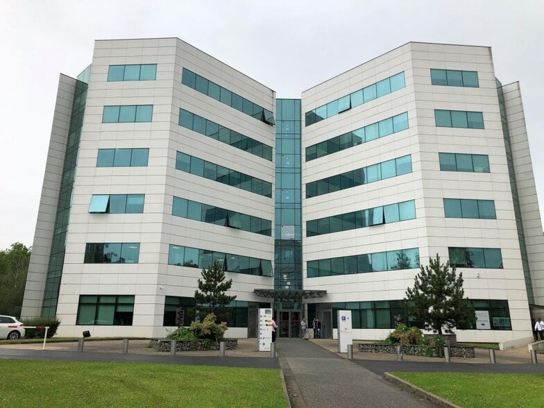 50 Allée Des Impressionnistes, Villepinte to rent - Building Photo - Image 1 of 4