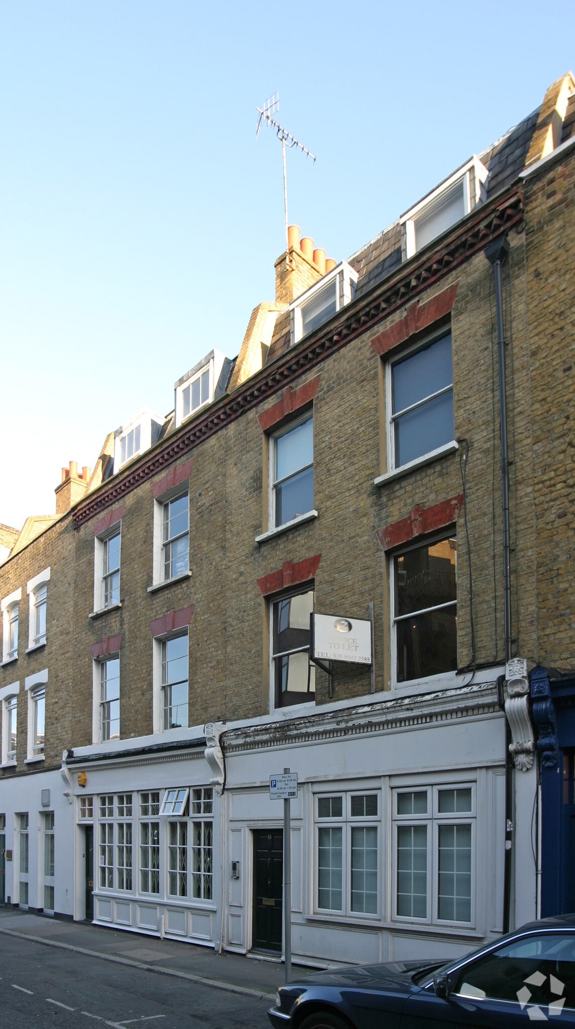 16 Holywell Row, London to rent Primary Photo- Image 1 of 15