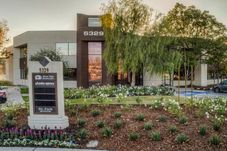 5329 Office Center Ct, Bakersfield, CA for sale Primary Photo- Image 1 of 23