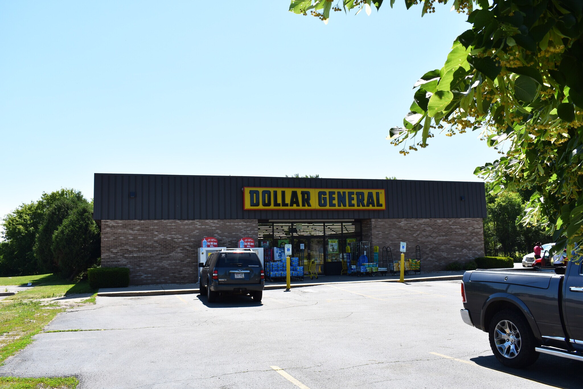 2019 Center Ave, Janesville, WI for sale Building Photo- Image 1 of 1