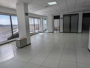 Office in Madrid, Madrid to rent Interior Photo- Image 2 of 14