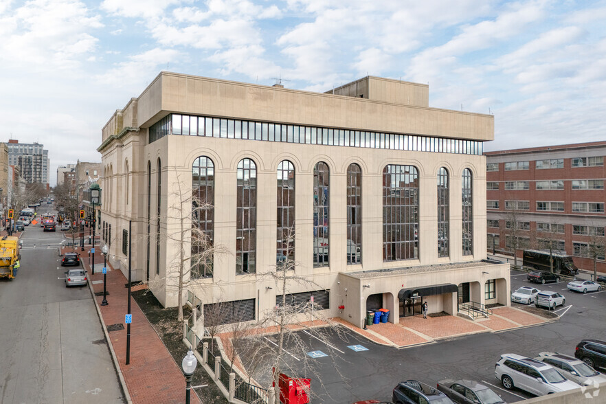 174 Union St, New Bedford, MA for sale - Primary Photo - Image 1 of 1