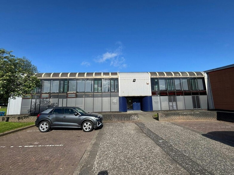2 South Ave, Clydebank to rent - Building Photo - Image 1 of 4