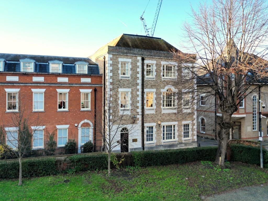 Church Ln, Chelmsford to rent Building Photo- Image 1 of 5