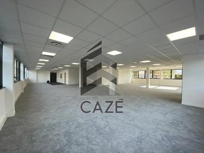 Office in Pessac to rent - Interior Photo - Image 3 of 8