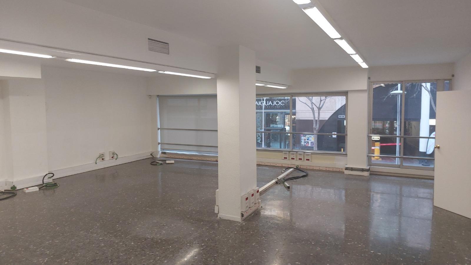 Office in Barcelona, Barcelona to rent Interior Photo- Image 1 of 12