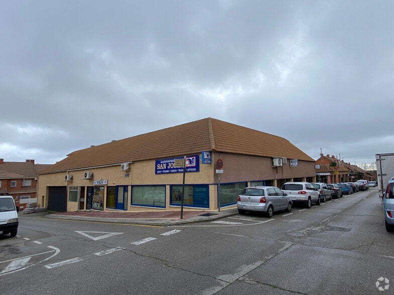 Retail in Getafe, Madrid for sale - Primary Photo - Image 1 of 3