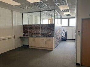 10-15 Anderson Rd, Swavesey to rent Interior Photo- Image 2 of 2