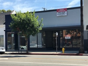 12258 Ventura Blvd, Studio City, CA for rent Building Photo- Image 1 of 10