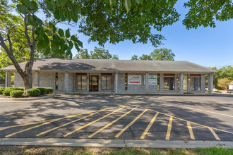 1915 W Avenue M, Temple, TX for sale Primary Photo- Image 1 of 1