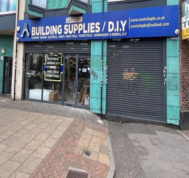 More details for 88 Rushey Grn, London - Retail to Rent