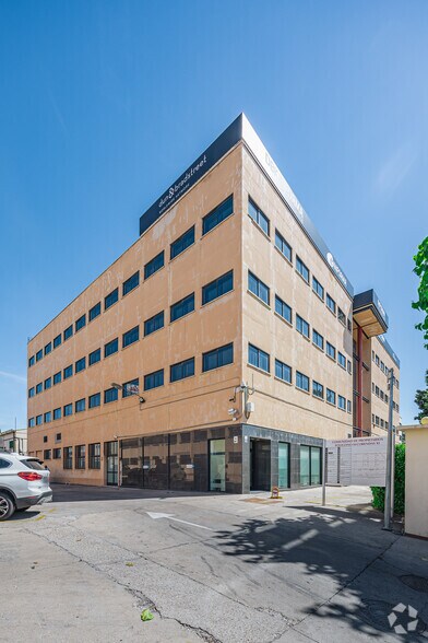 Avenida de la Industria, 32, Alcobendas, Madrid for sale - Building Photo - Image 3 of 4