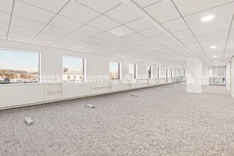 Office in Sèvres to rent Interior Photo- Image 2 of 5