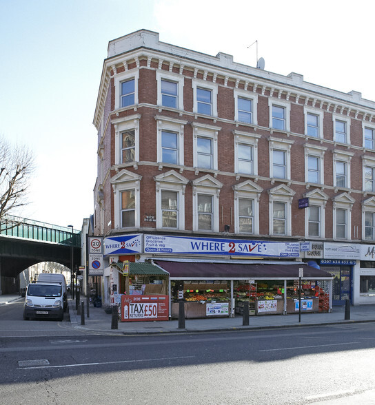 Kilburn High Rd portfolio of 8 properties for sale on LoopNet.co.uk - Primary Photo - Image 2 of 8