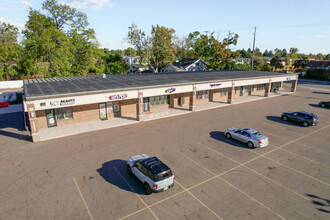 635 S Waverly Rd, Lansing, MI for rent Building Photo- Image 1 of 12