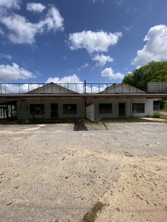 More details for 928 White Ave, Graceville, FL - Light Industrial for Sale