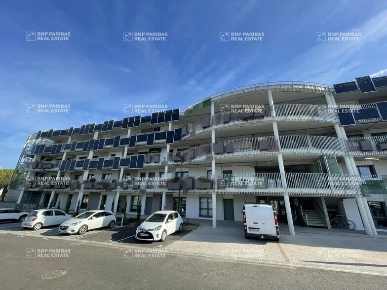 Office in Montpellier to rent - Building Photo - Image 2 of 10