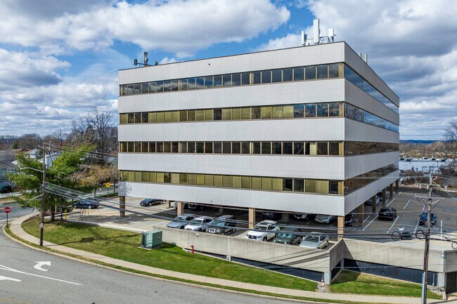 More details for 475 Market St, Elmwood Park, NJ - Office to Rent
