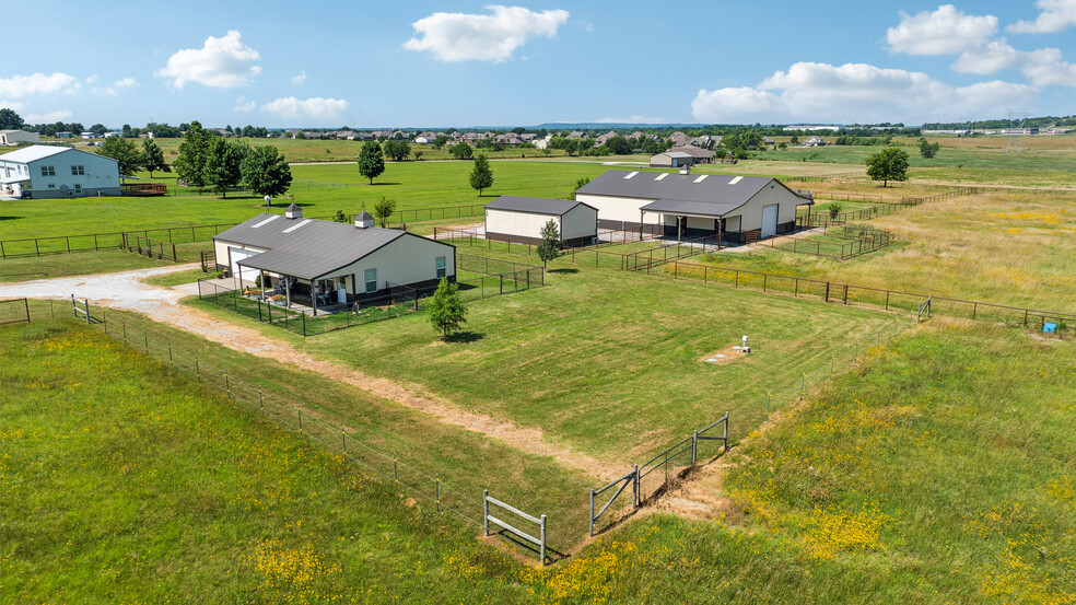 16430 S Elwood Ave, Glenpool, OK for sale - Building Photo - Image 3 of 18