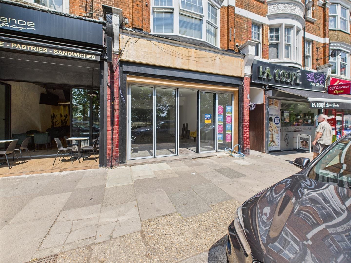Aldermans Hl, London to rent Interior Photo- Image 1 of 7