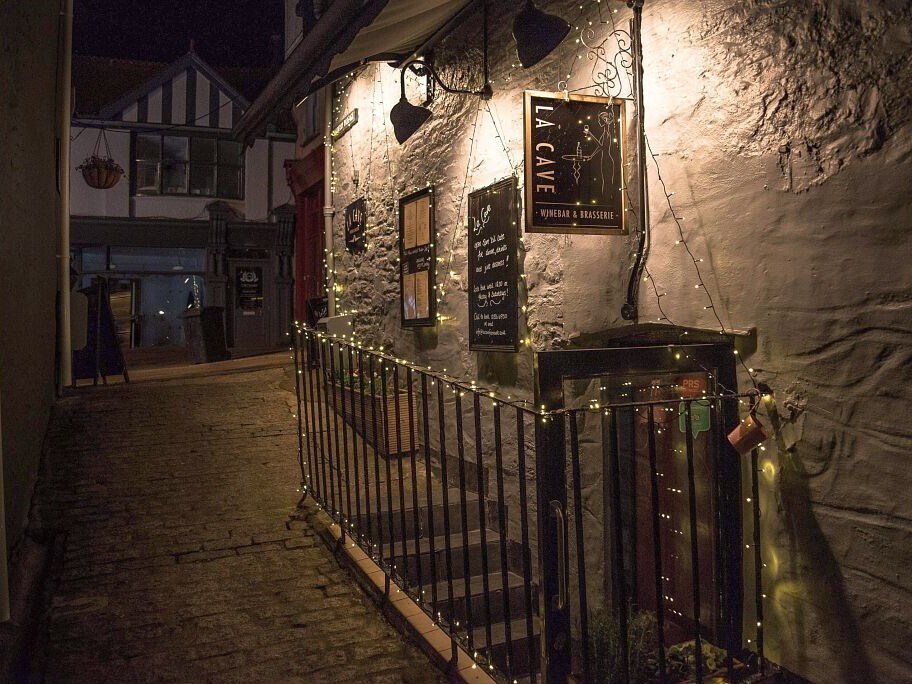 29 High St, Falmouth for sale Building Photo- Image 1 of 1