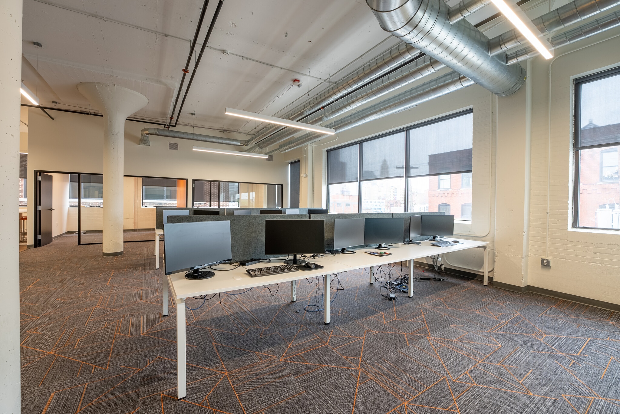 240 N 5th St, Columbus, OH to rent Building Photo- Image 1 of 11