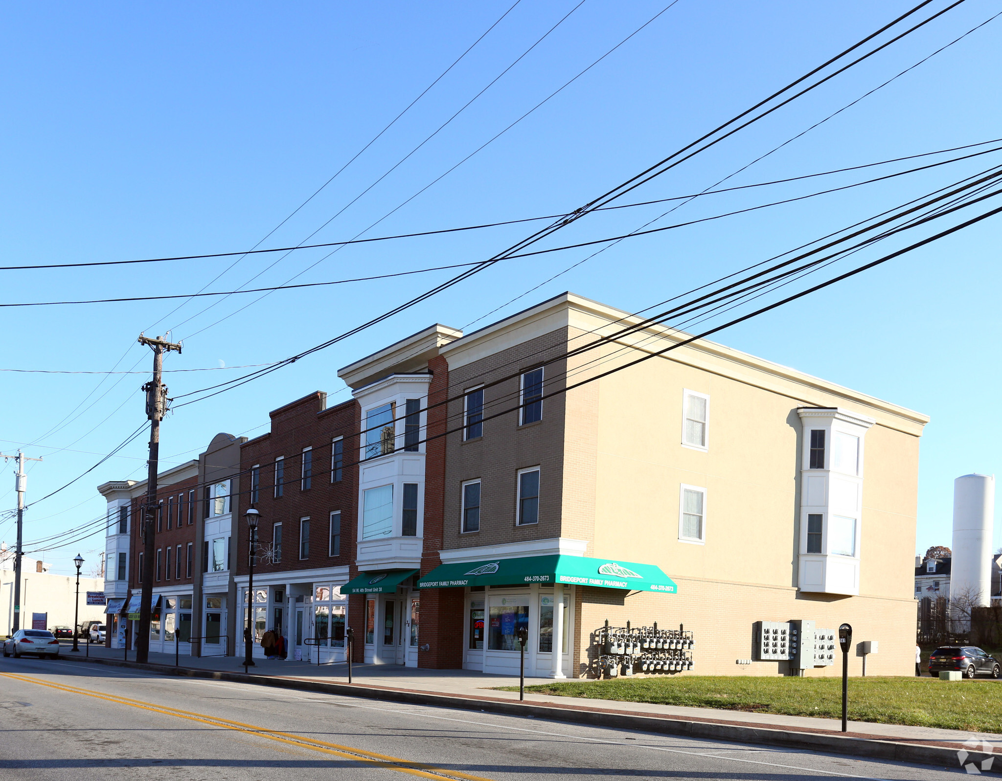 30 W 4th St, Bridgeport, PA for rent Primary Photo- Image 1 of 9