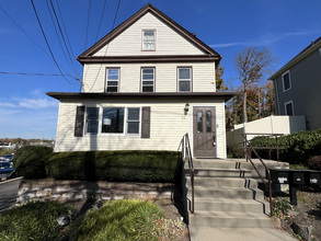 51 Elm St, Huntington, NY for rent Building Photo- Image 2 of 9