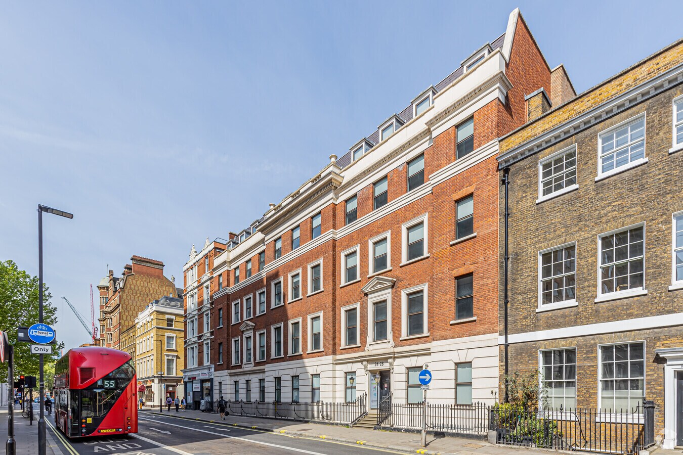 2428 Bloomsbury Way, London, WC1A 2SL UK