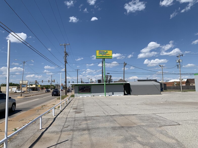 101 S Van Buren St, Enid, OK for sale - Primary Photo - Image 1 of 1