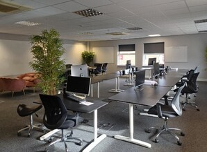 43-44 Commerce Rd, Peterborough to rent Interior Photo- Image 2 of 4