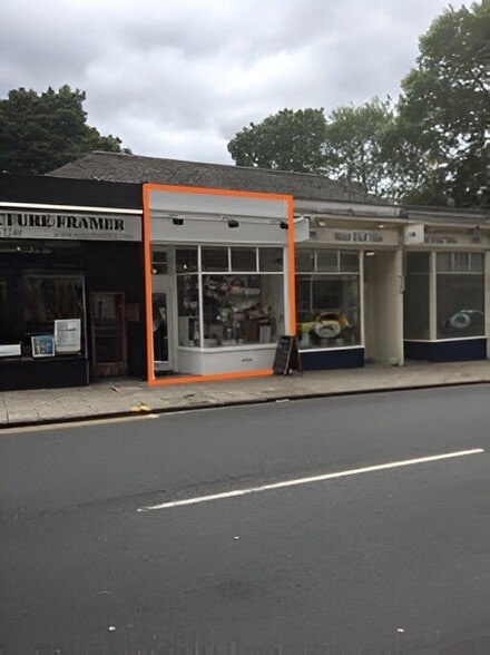 259 Morningside Rd, Edinburgh to rent - Building Photo - Image 2 of 5